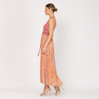 Vestido largo plisado con bordado