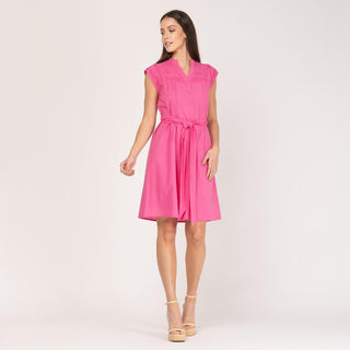 Vestido corto con plisado