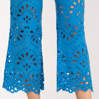 Pantalón campana algodón perforado azul