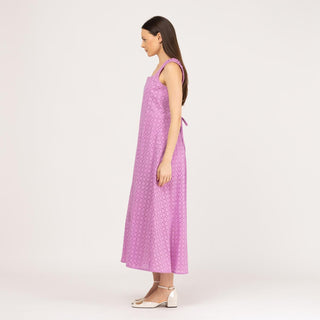 Vestido recto con espalda descubierta